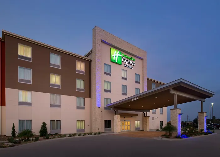 Holiday Inn Express & Suites Bay City By Ihg